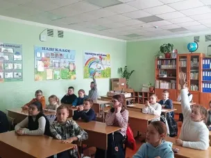 Библиотекари провели интеллектуальную игру, посвященную 255-летию со дня рождения Ивана Андреевича Крылова